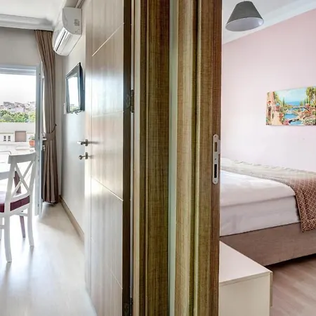 איסטמבול Seven Roses Apart Hotel מראה חיצוני תמונה
